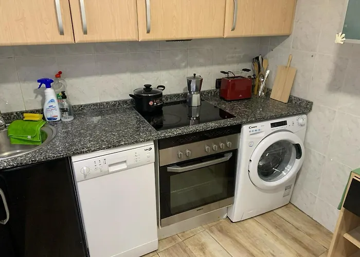 Apartamento Completo Para 8 Personas A 5 Minutos Del Aeropuerto E Ifema